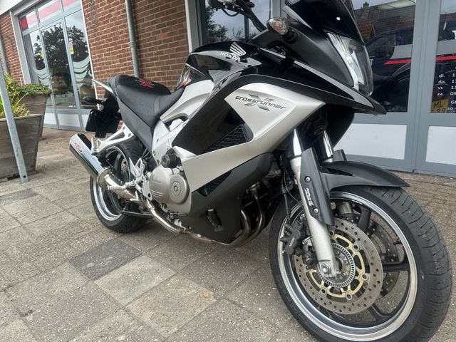 honda - vfr-800-x-crossrunner