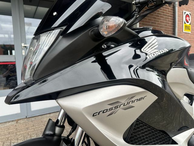 honda - vfr-800-x-crossrunner
