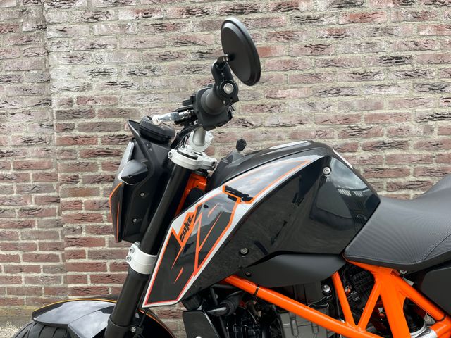 ktm - 690-duke