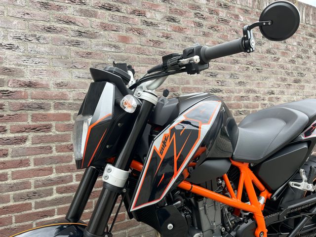 ktm - 690-duke