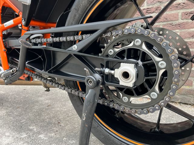 ktm - 690-duke
