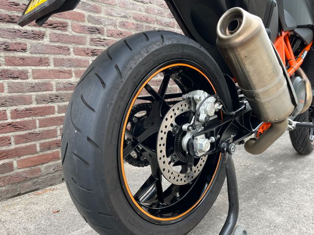 ktm - 690-duke