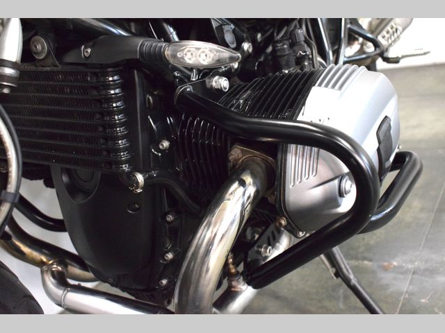 bmw - r-nine-t-scrambler
