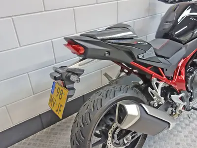 HONDA CB 750 HORNET – foto 4