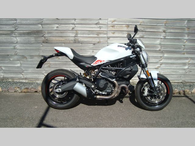 ducati - monster-797--