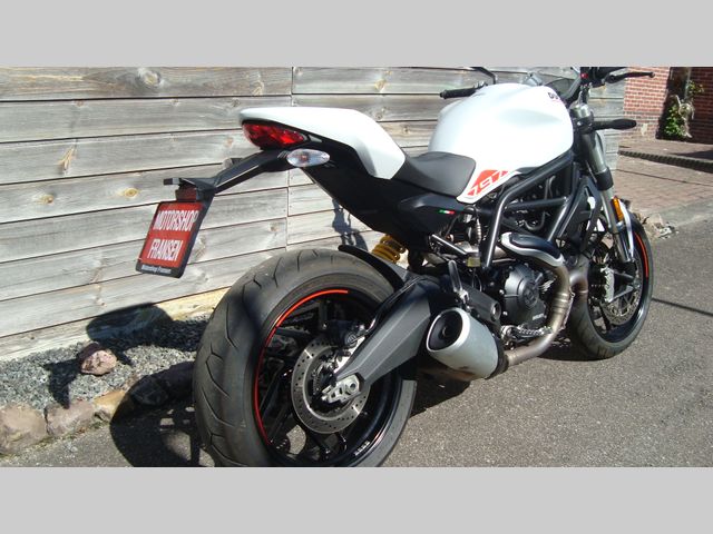 ducati - monster-797--