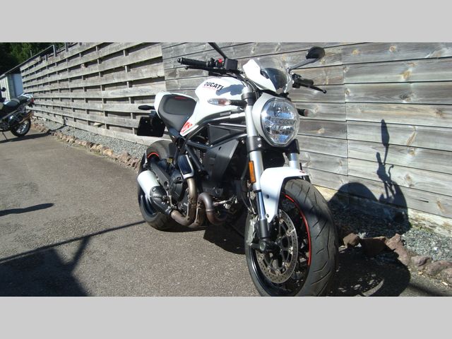 ducati - monster-797--
