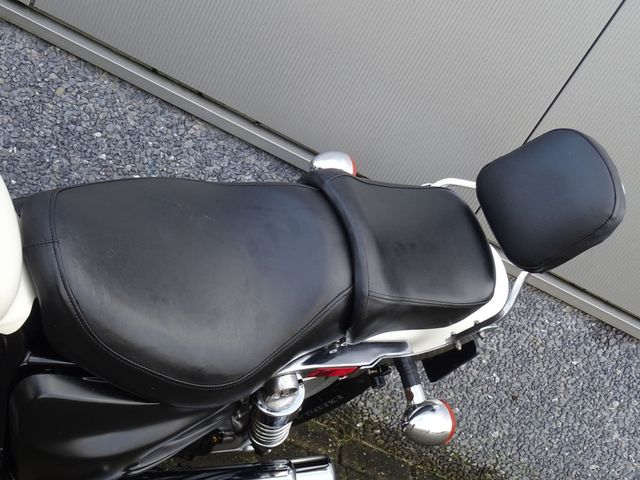 honda - vf-750-c-supermagna