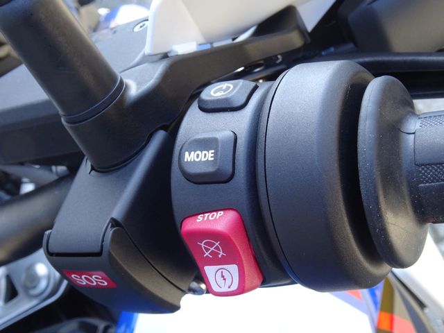 bmw - r-1300-gs-trophy