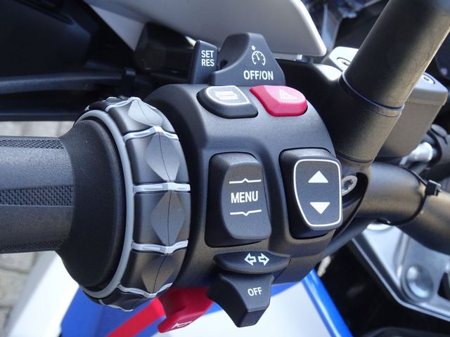 bmw - r-1300-gs-trophy