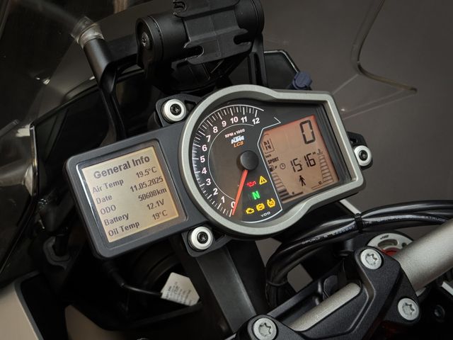 ktm - 1290-super-duke-gt
