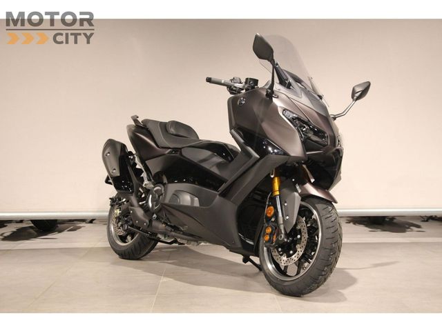 yamaha - tmax-tech-max-560