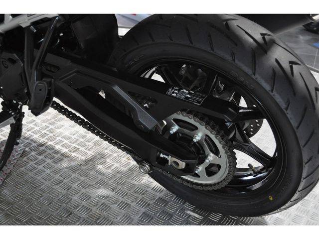 suzuki - v-strom-800