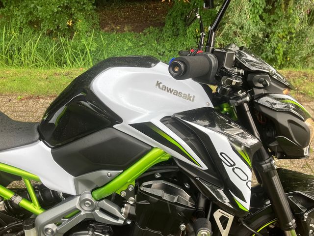kawasaki - z900