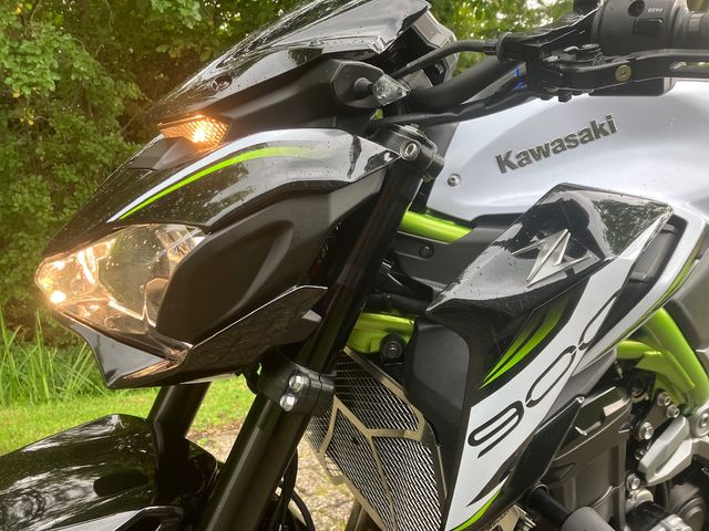 kawasaki - z900