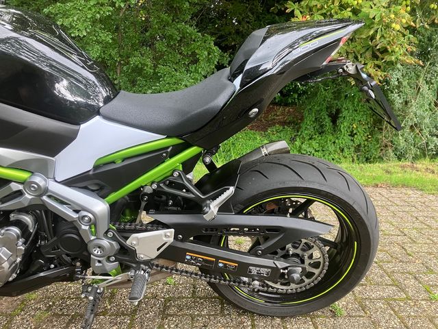 kawasaki - z900