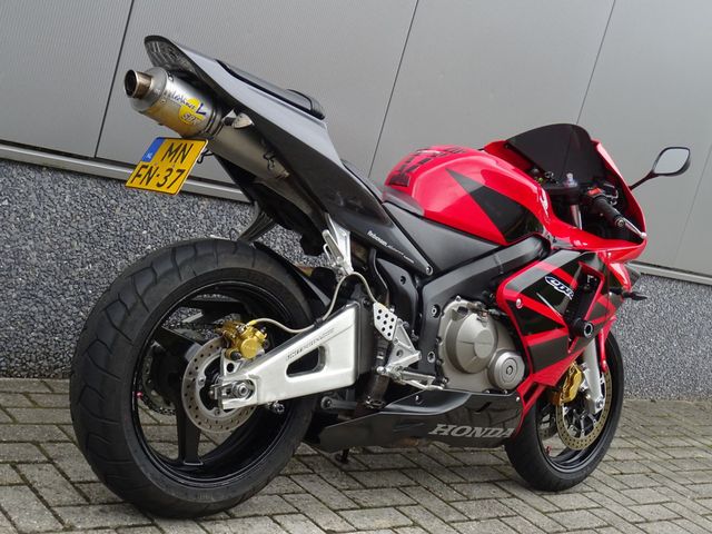 honda - cbr-600-rr