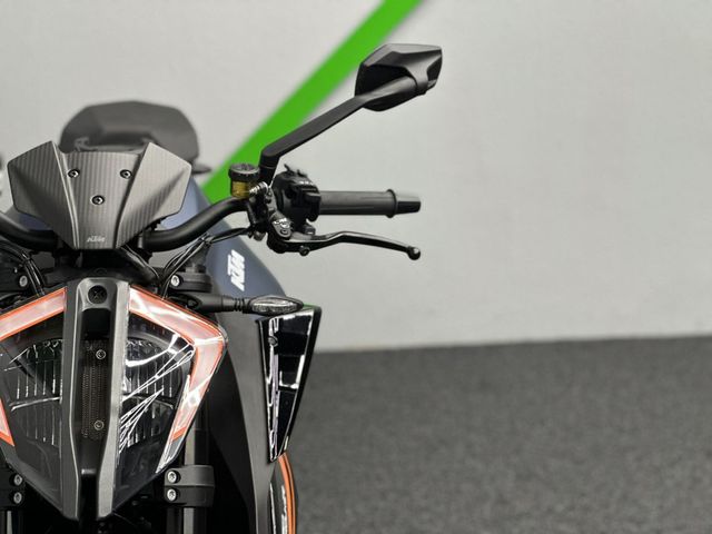 ktm - 1290-super-duke-r-evo