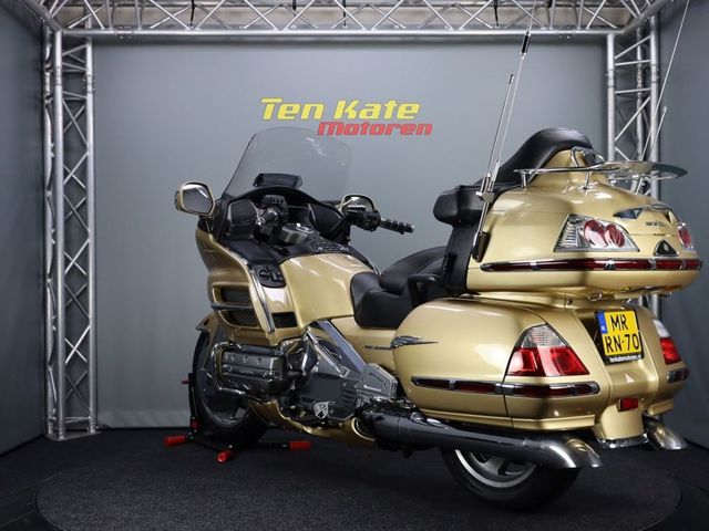honda - gl-1800-goldwing
