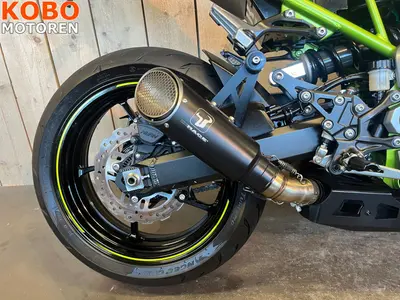 KAWASAKI Z900 – foto 4
