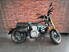 BMW CE 02