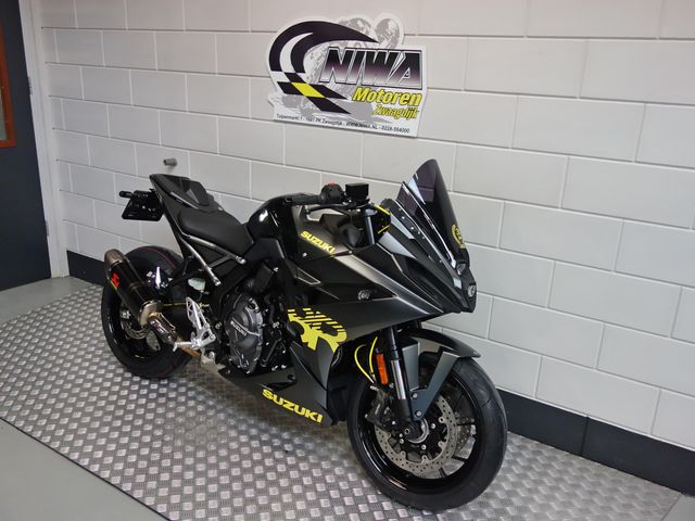 suzuki - gsx-8r