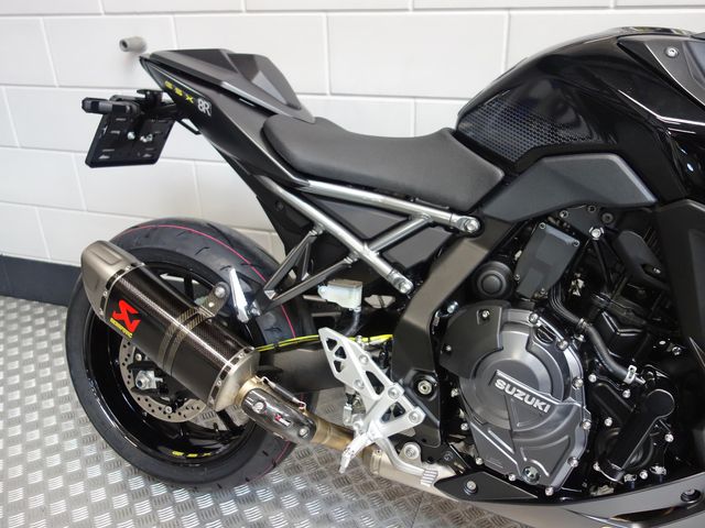 suzuki - gsx-8r
