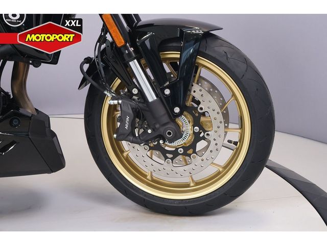 suzuki - gsx-8tt