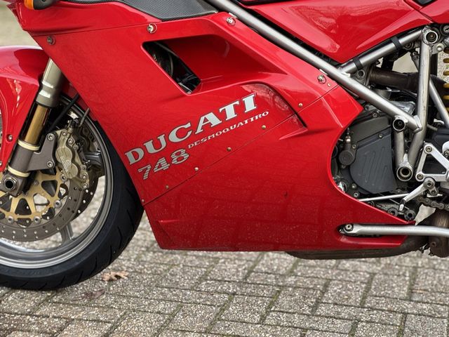ducati - 748