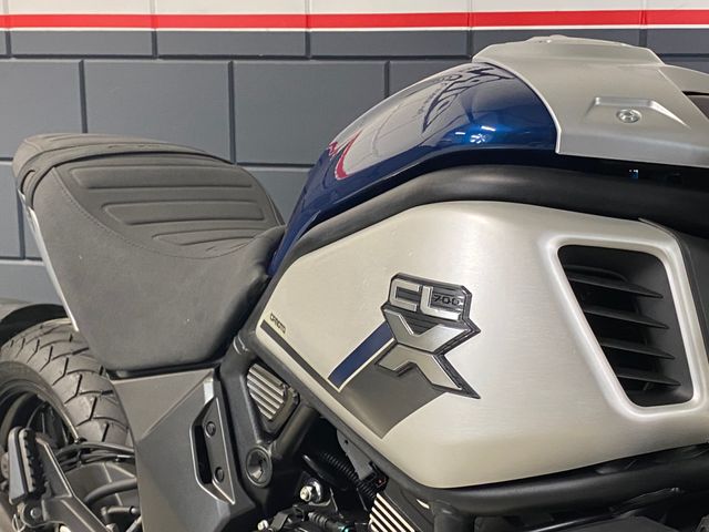 cfmoto - 700-cl-x-heritage