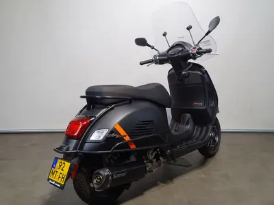VESPA GTS 300 SUPER SPORT – foto 3