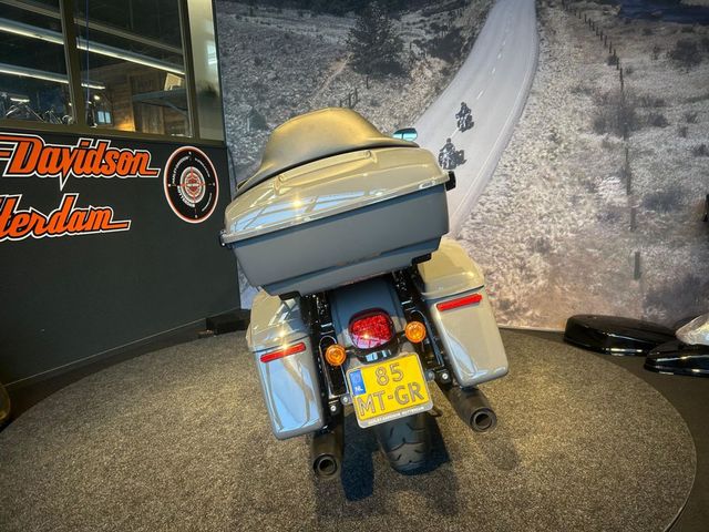 harley-davidson - road-glide-screamin-eagle-cvo-fltrxse