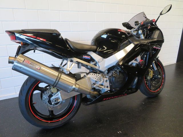 honda - cbr-900-rr-fireblade