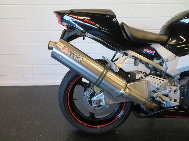 honda - cbr-900-rr-fireblade