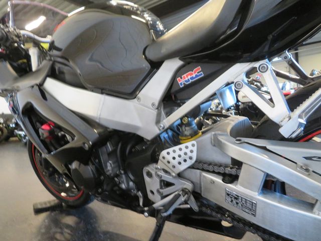 honda - cbr-900-rr-fireblade