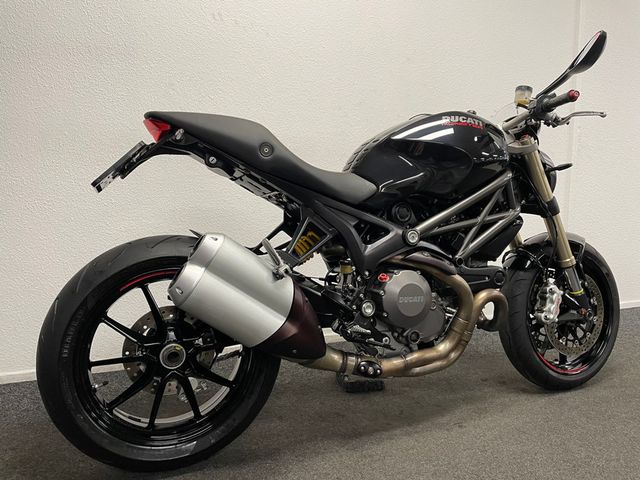 ducati - m-1100-evo