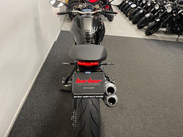 ducati - m-1100-evo