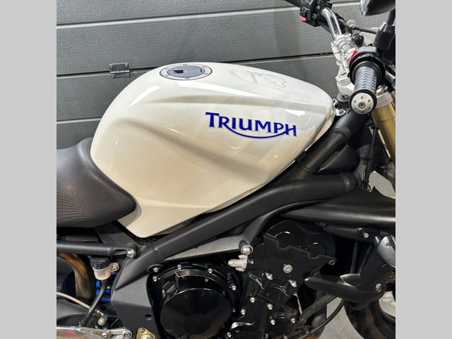 triumph - street-triple-675