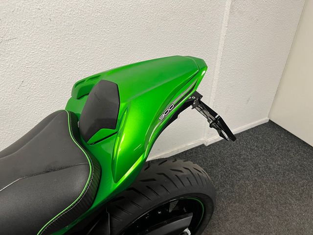 kawasaki - z900