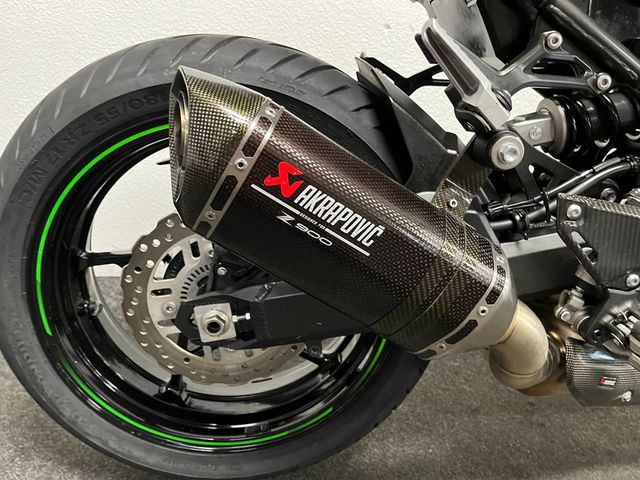 kawasaki - z900