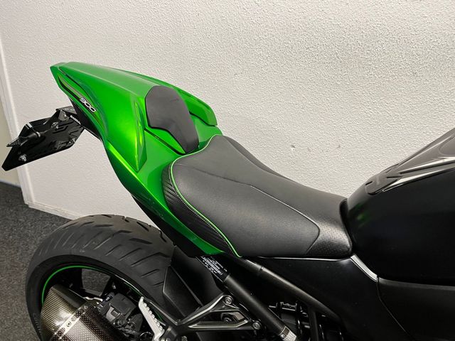 kawasaki - z900