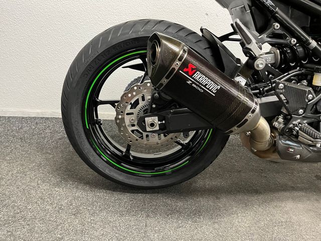 kawasaki - z900