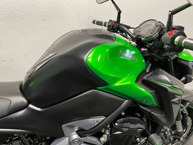 kawasaki - z900