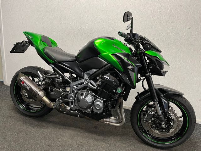 kawasaki - z900