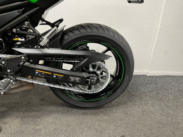 kawasaki - z900