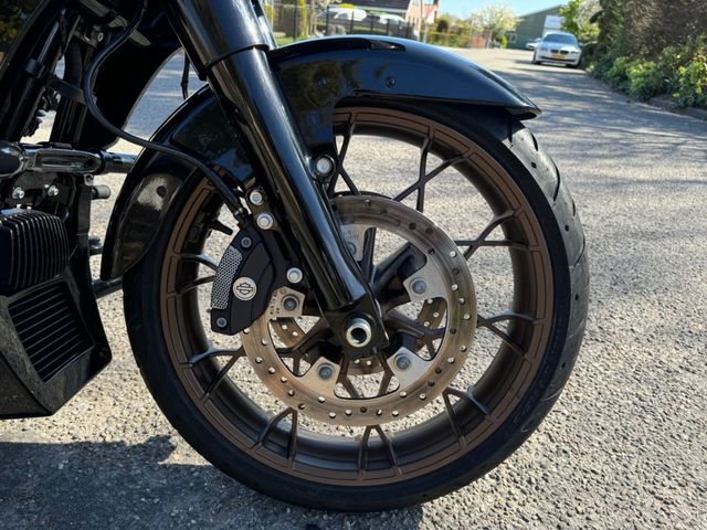 harley-davidson - cvo-streetglide-117
