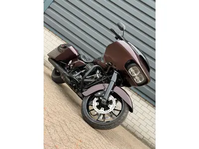 HARLEY-DAVIDSON ROAD GLIDE CUSTOM FLTRX – foto 2
