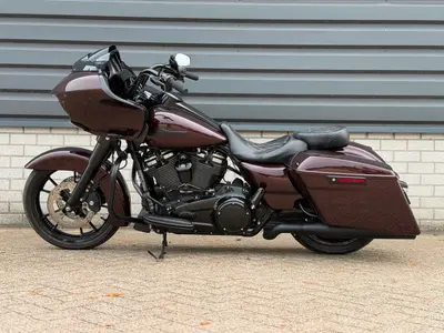 HARLEY-DAVIDSON ROAD GLIDE CUSTOM FLTRX – foto 3