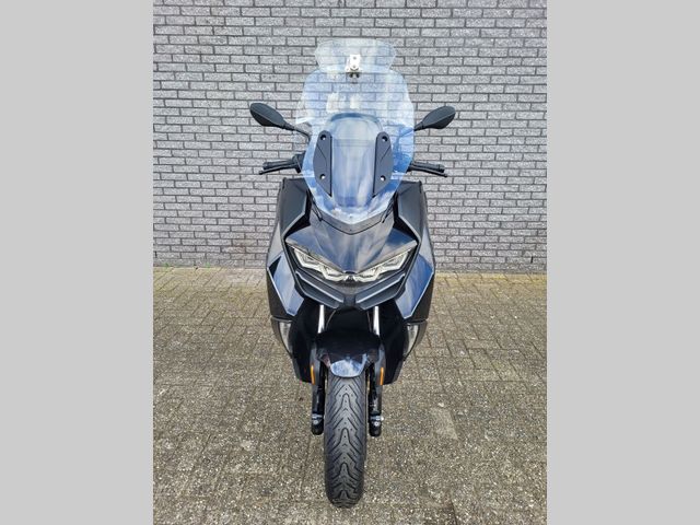 bmw - c-400-gt