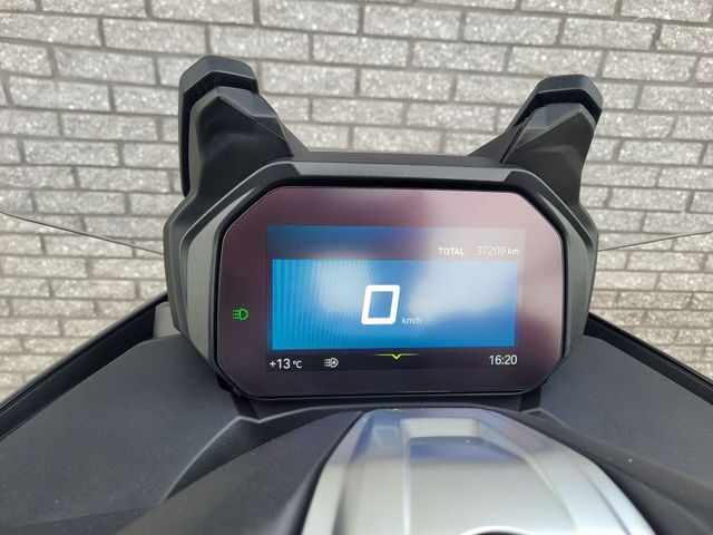 bmw - c-400-gt